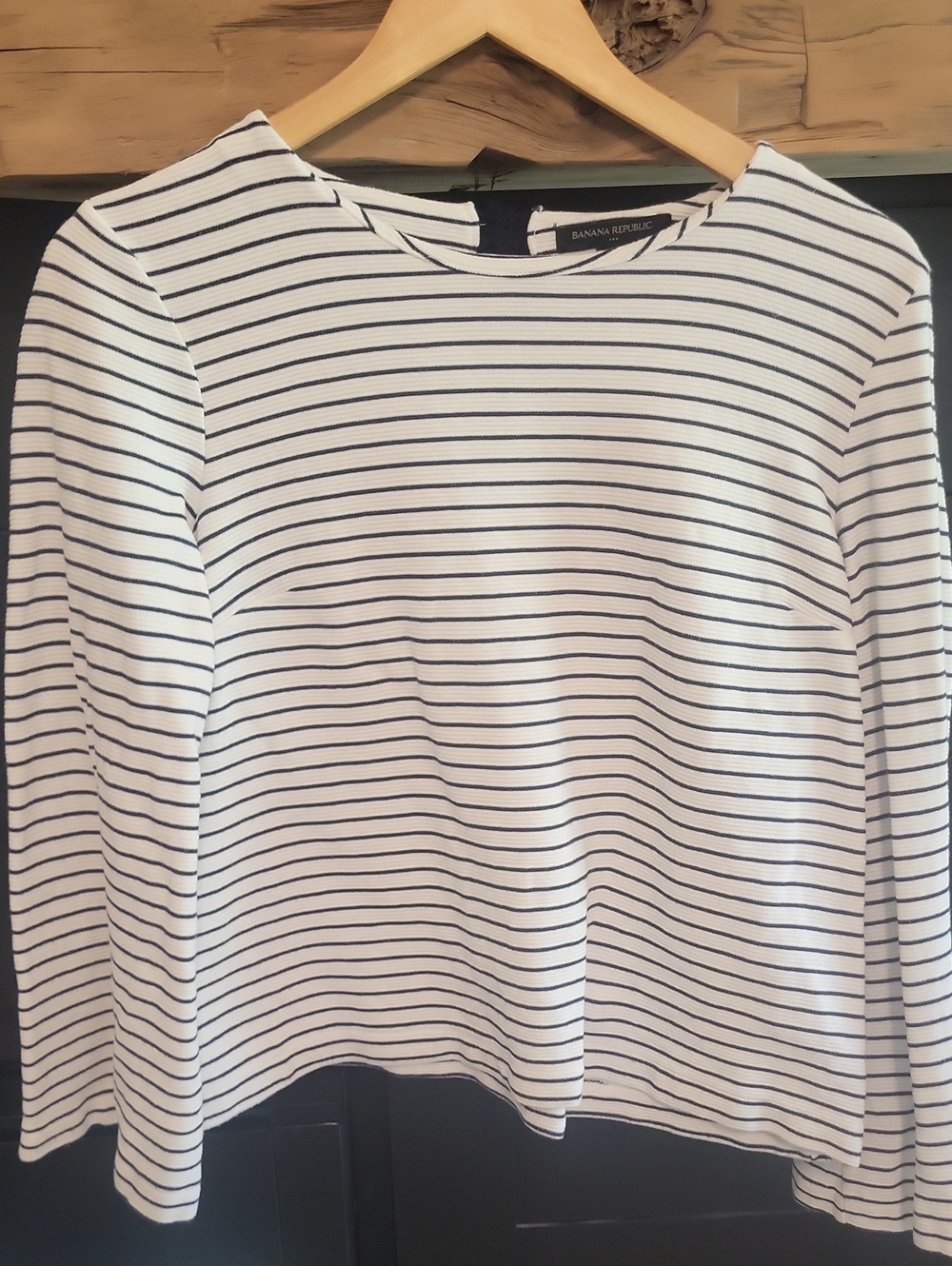 Banana Republic White and Navy Striped Long Sleeve Tee